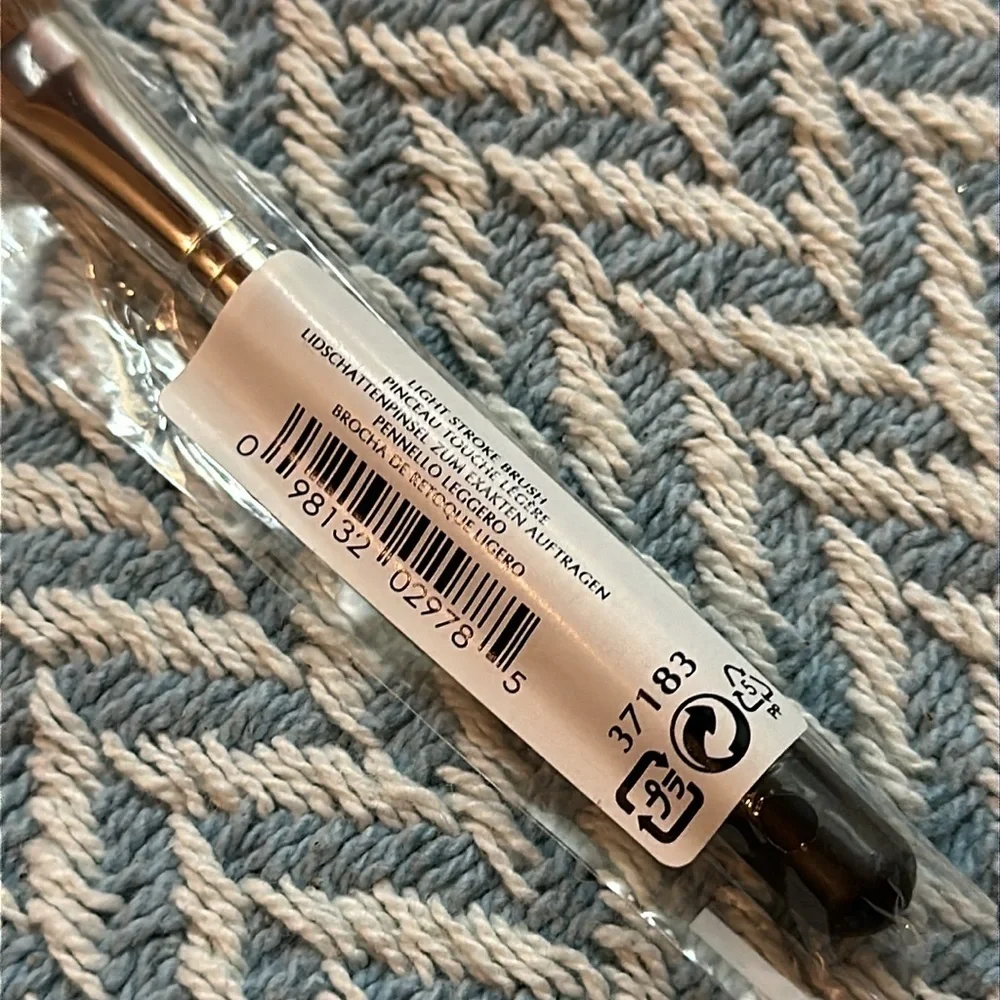 Bare Minerals Light Stroke Brush, New!